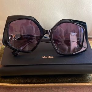 MaxMara Oversized Sunglasses